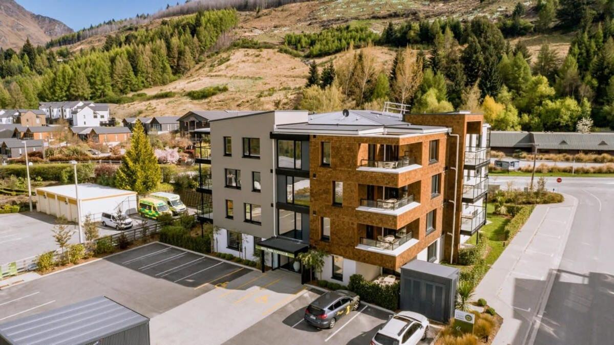 Coronet Base At La Residence Du Parc Queenstown Exterior photo